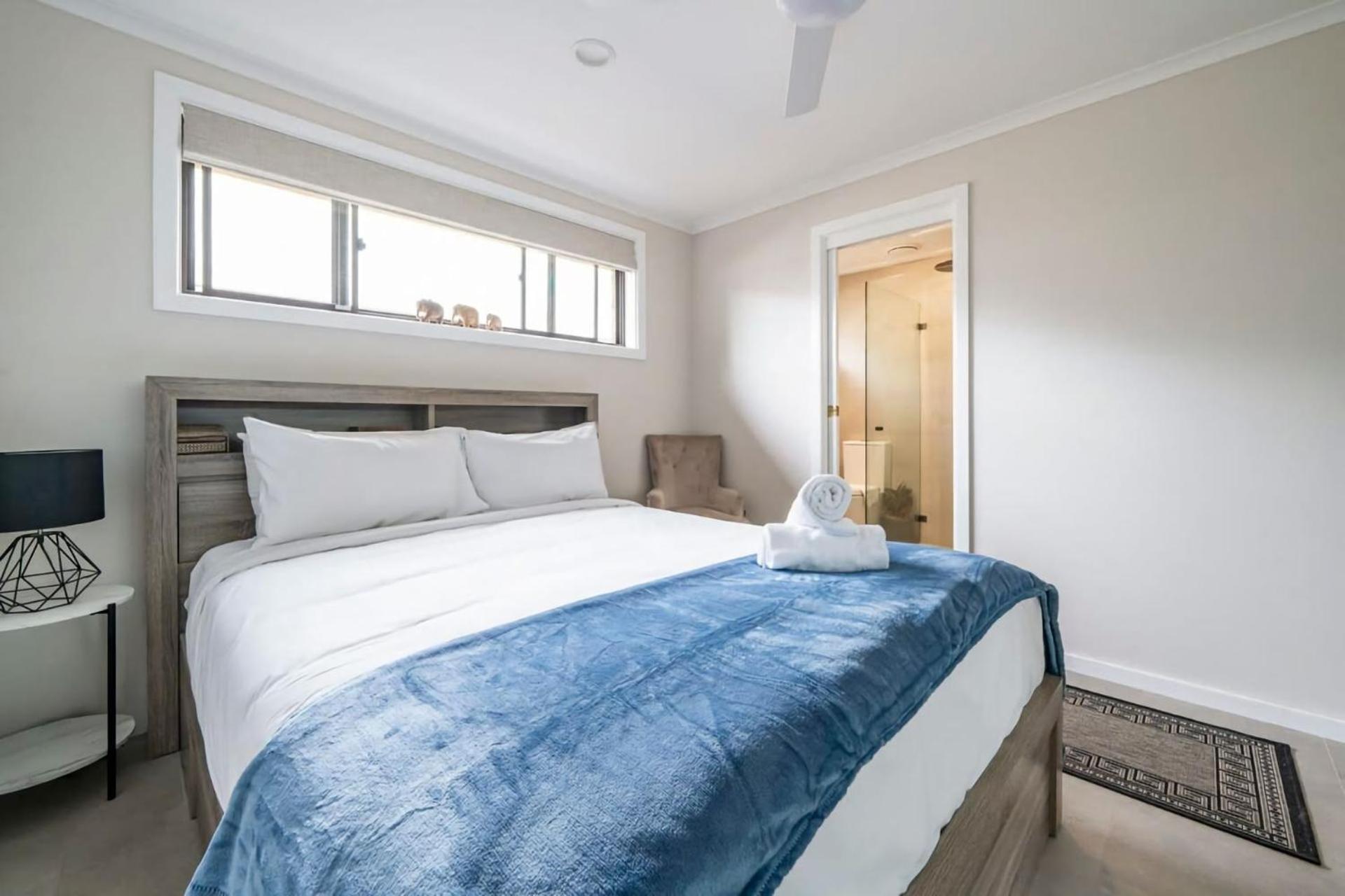 Oak Retreat Bliss By The Beach Warriewood Exterior photo