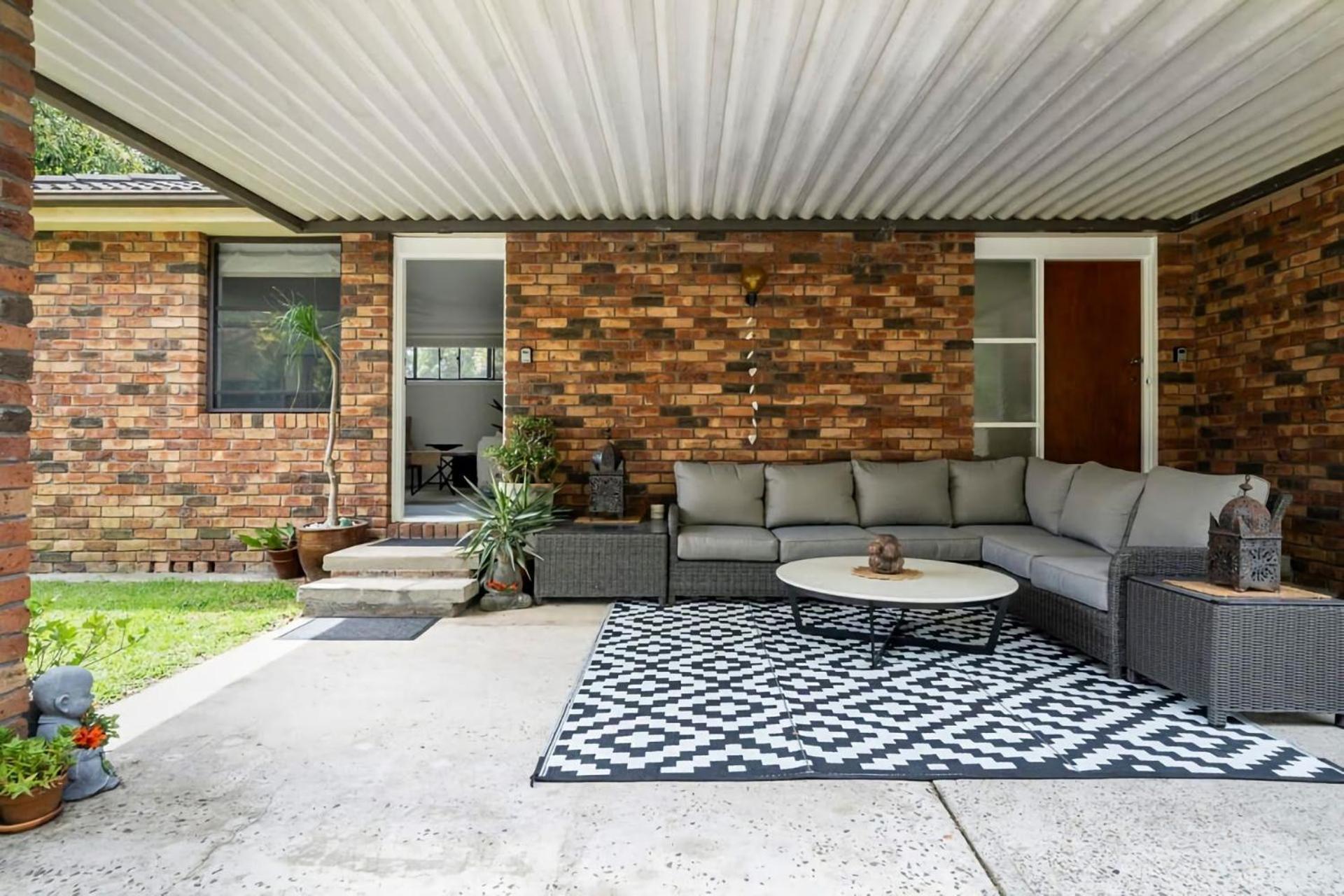 Oak Retreat Bliss By The Beach Warriewood Exterior photo