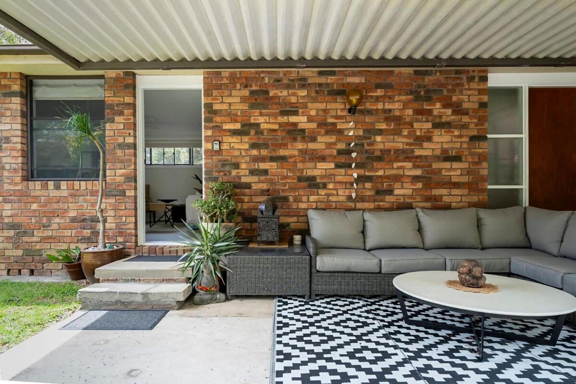 Oak Retreat Bliss By The Beach Warriewood Exterior photo
